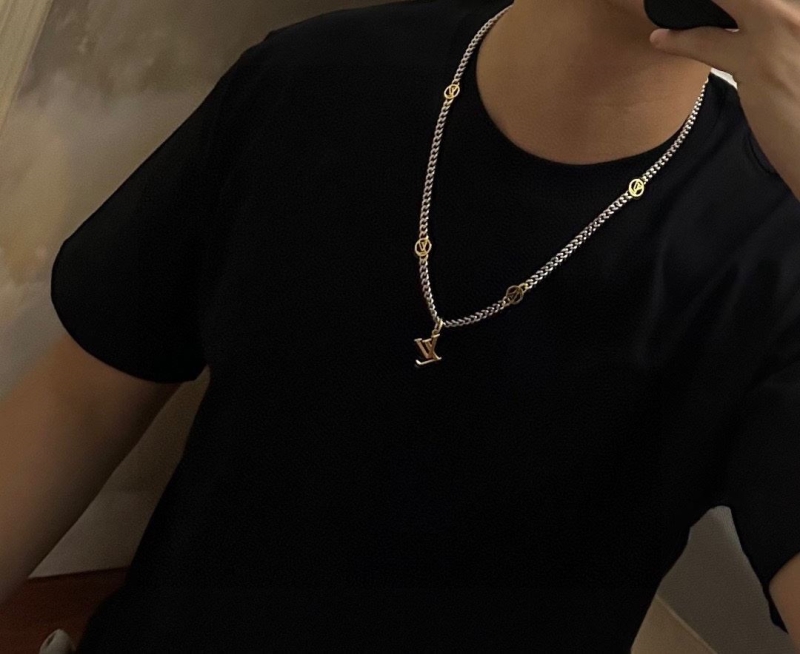 LV Necklaces